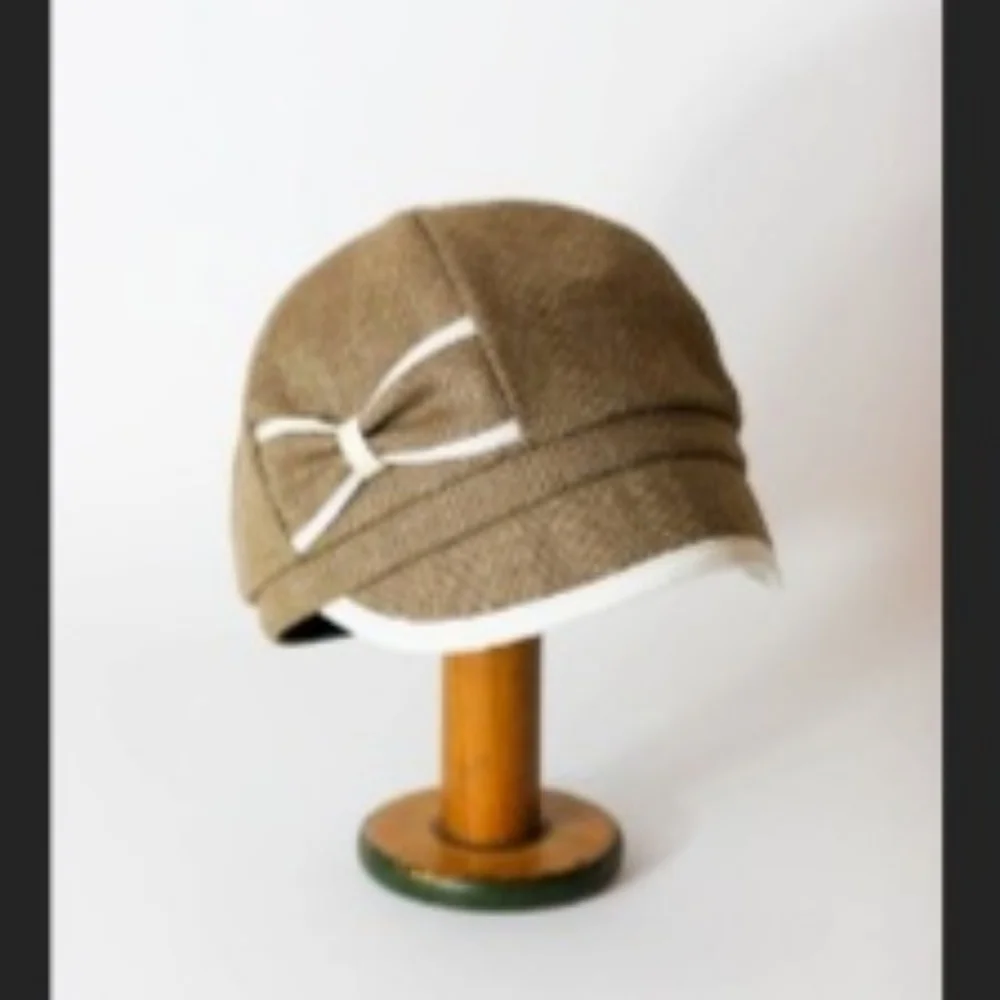 Womens Tweed Newsboy Cap
